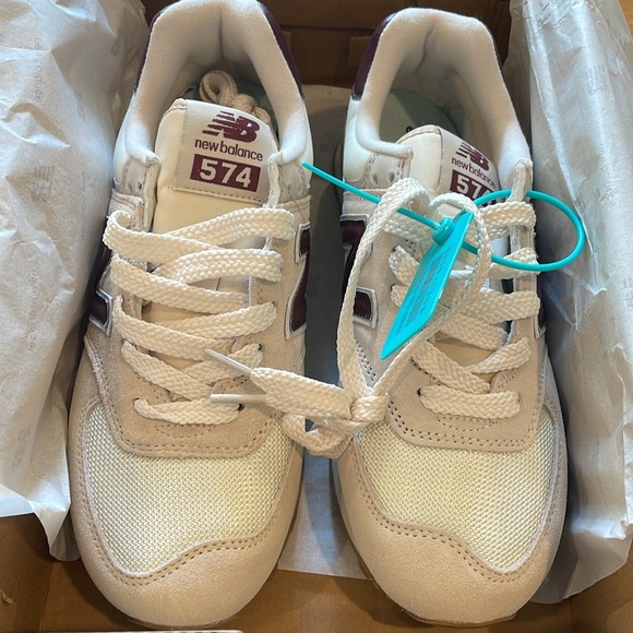 NWT New Balance Beige and Burgundy Sneakers - Picture 5 of 6